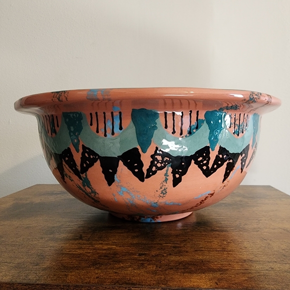 Richard Fridaux and Kay Hays Bynum Hand Painted Bowl - Picture 5 of 9